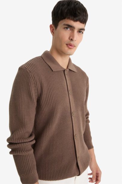 Standard Fit Polo Collar Knitwear Cardigan