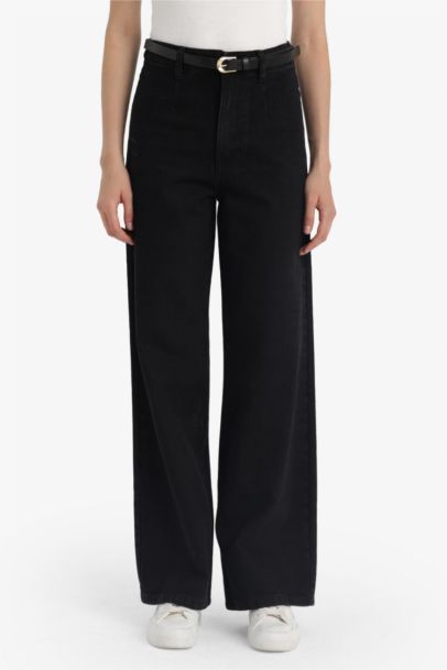 Wide Leg High Waist Jeans