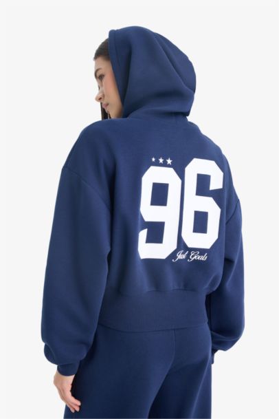 جاكيت تقيل اوفر سايز بغطاء للرأس بجيب