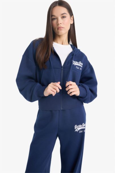 جاكيت تقيل اوفر سايز بغطاء للرأس بجيب