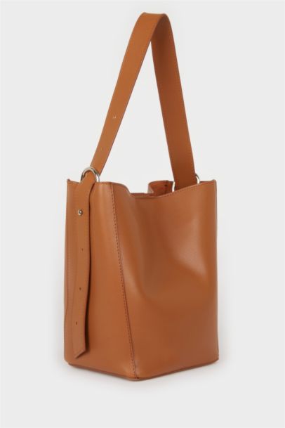 Woman Faux Leather Shoulder Bag