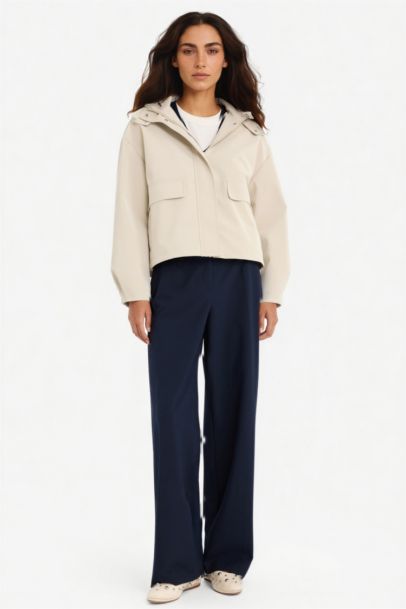 جاكيت مطر جلد صناعي قصة عادية بغطاء للرأس ببطانة صوفية