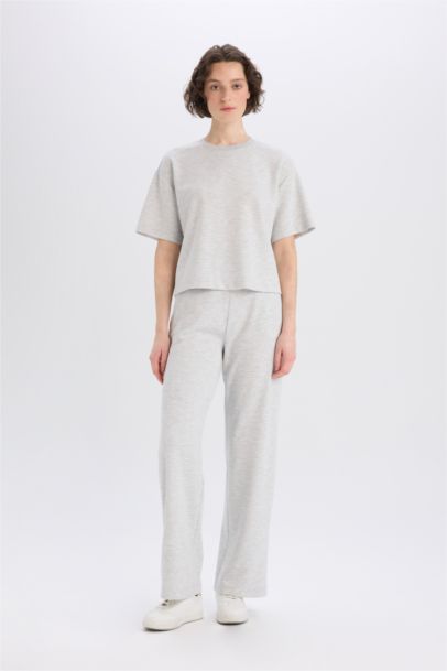 تيشيرت نص كم  اوفر سايز قصة عادية برقبة مستديرة