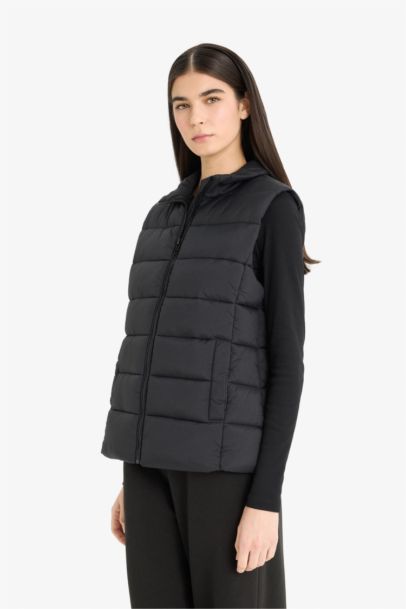 Waterproof Zipered Vest