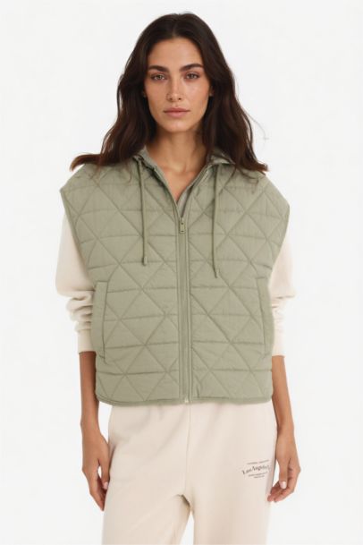 Relax Fit Hooded Quilted Zippered Puffer Vest