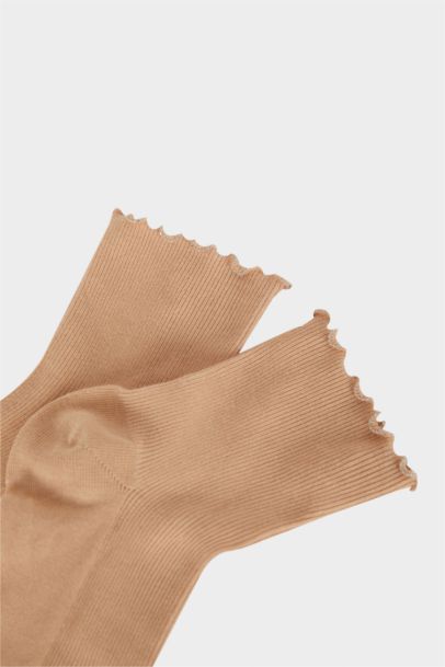 Woman Seamless Frilled Cotton Premium Ankle Socks