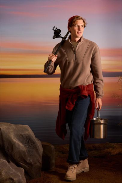 سويت شيرت مطبوع أوفر سايز بياقة عالية