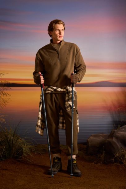 Boxy Fit Printed Long Sleeve Sweatshirt