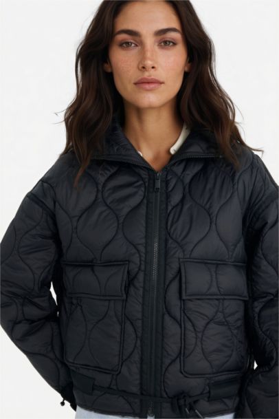 Regular Fit Zippered Pocketed Waterproof Jacket