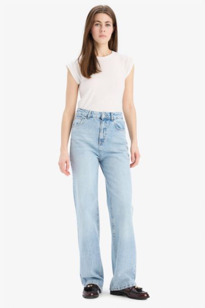 تيشيرت نص كم سليم مضلع برقبة مستديرة