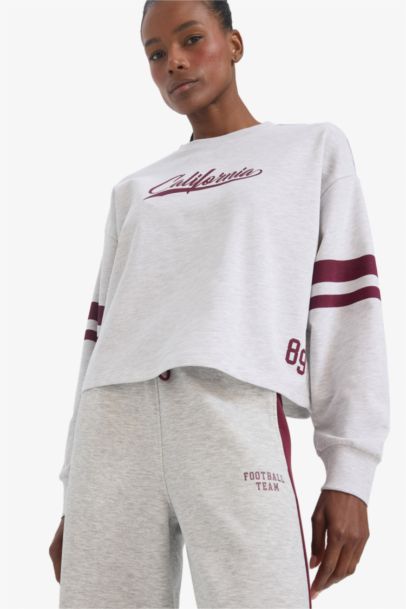 DeFactoFit Crew Neck Sports Printed Sweatshirt