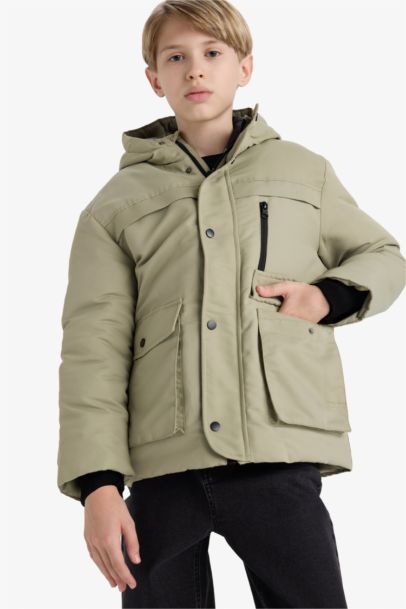 Su Geçirmez Kapüşonlu Fermuarlı Çıtçıtlı Mont Erkek Çocuk