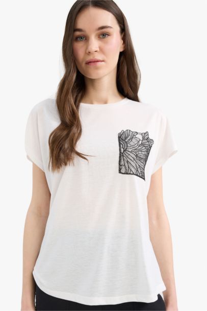 Traditional Regular Fit Crew Neck T-shirt