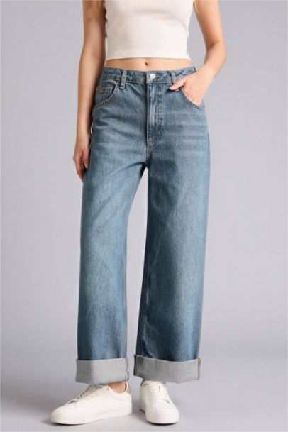 Baggy Fıt Yüksek Bel Katlamalı Paça Jean Yıkamalı Pantolon