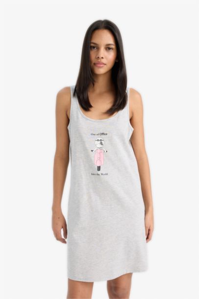 Fall in Love Regular Fit Crew Neck Sleeveless Dress