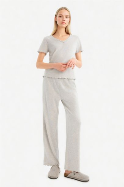 Fall in Love Regular Fit Top Bottom 2 Piece Pajama Set