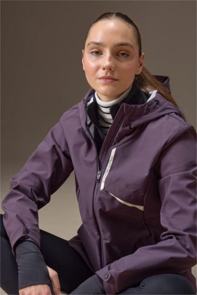 Jacket imperméable Slim fit à capuche et fermeture zip de DeFactoFit