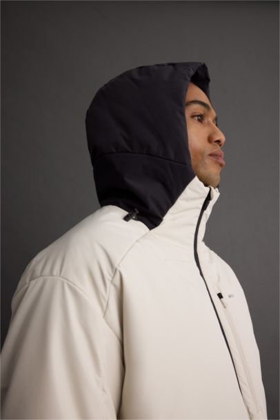 Su İtici Regular Fit Kapüşonlu Fermuarlı Rüzgar Geçirmez Mont