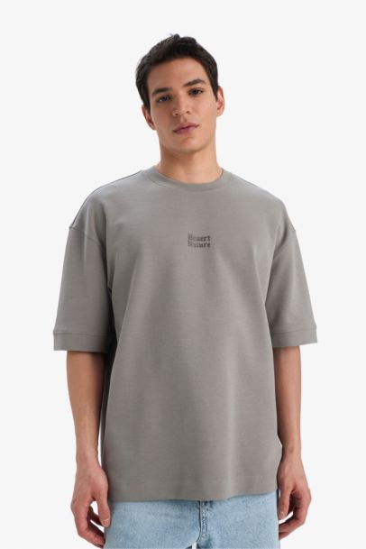 Loose Fit Crew Neck Printed Short Sleeve T-Shirt