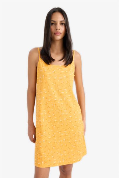 Robe à bretelles Coupe régulière de Fall in Love