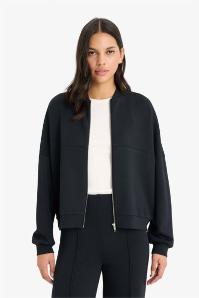 Sweat zippé à col officier Coupe décontractée