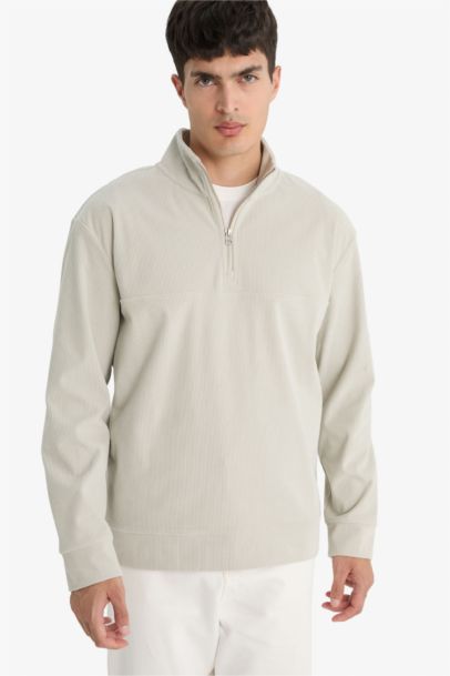 Regular Fit Half Zippered Corduroy Sweatshirt