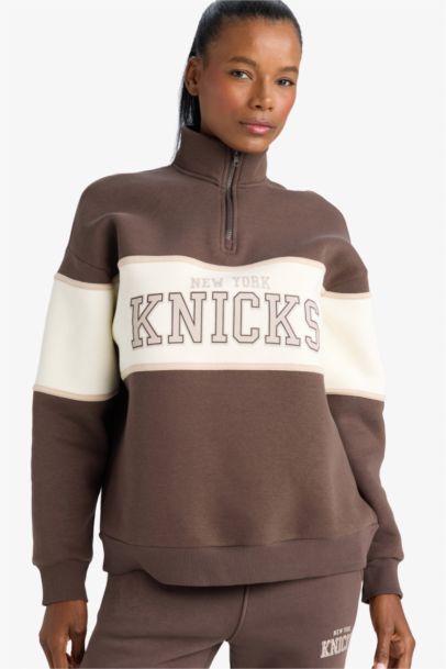 NBA New York Knicks Oversize Geniş Kalıp Yarım Fermuarlı Sporcu Sweatshirt