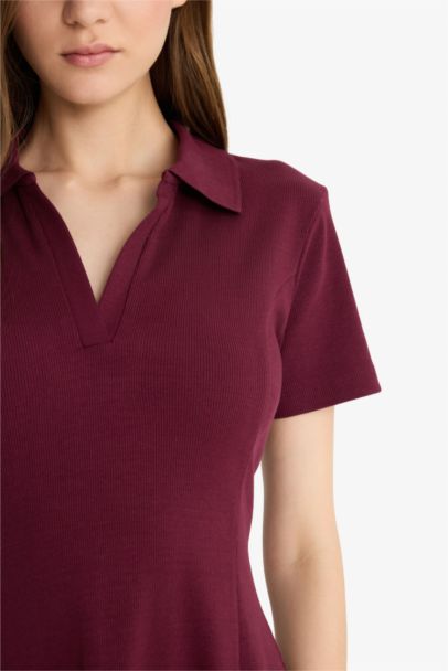 Мини-платье Skater Fit с воротником поло, короткими рукавами и трикотажем в рубчик