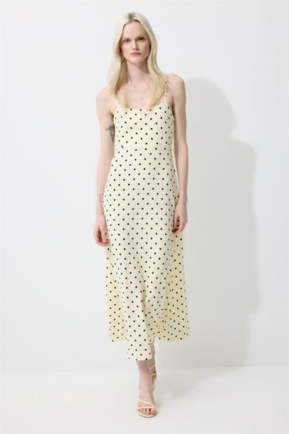 U Yaka Puantiyeli Bürümcük Askılı Maxi Elbise