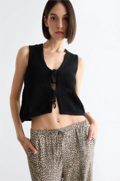 Regular Fit V Neck Front Tie Blouse