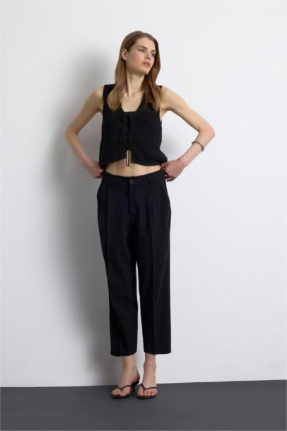 Top à col V à noeuds sur le devant Coupe régulière