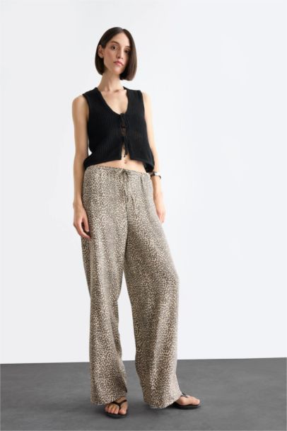 Regular Fit V Neck Front Tie Blouse