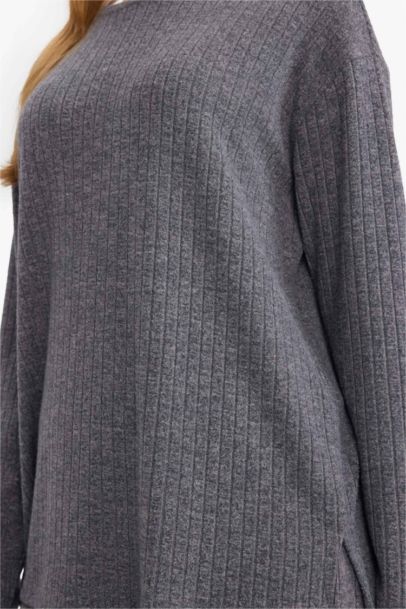 Regular Fit Crew Neck Long Sleeve T-Shirt