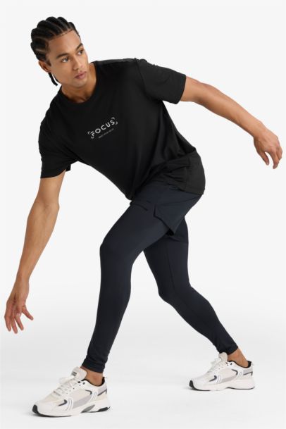 شورت رياضي سليم فيت من DeFactoFit