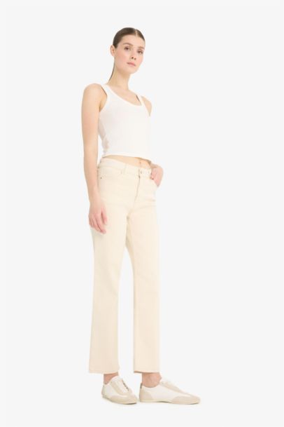 Comfort Straight High Waist Ankle Length Jeans