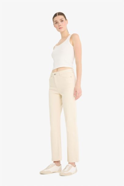 Comfort Straight High Waist Ankle Length Jeans