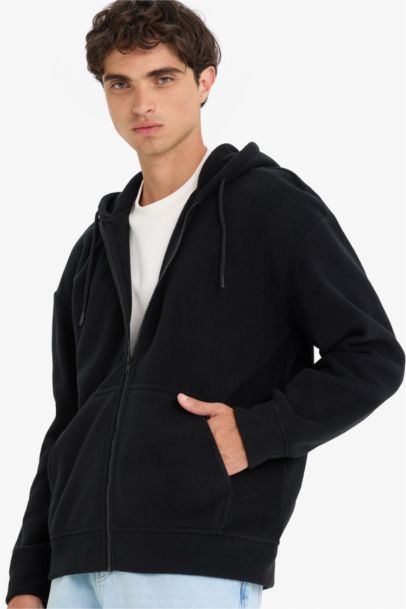 جاكيت صوفي اوفر سايز بغطاء للرأس بسحاب