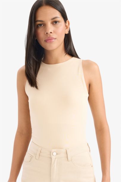 Body débardeur slim à col halter et boutons-pression