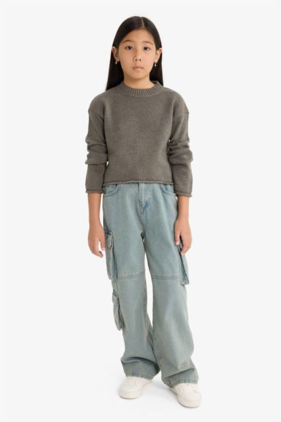 Girl Standard Fit Crew Neck Pullover