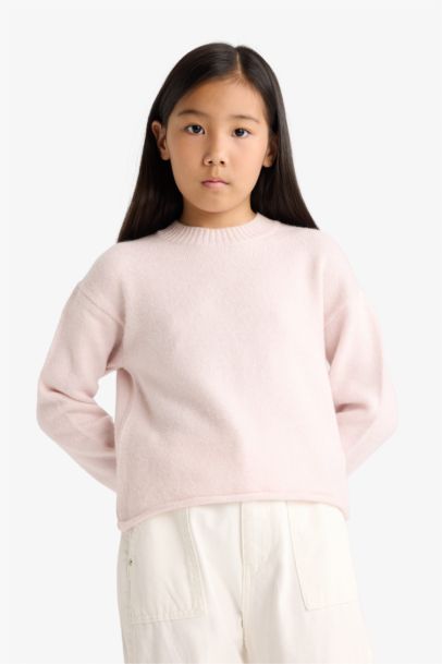 Girl Standard Fit Crew Neck Pullover