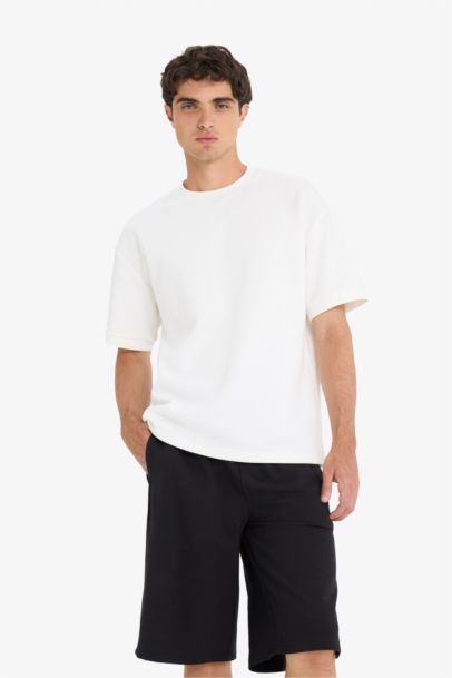 Baggy Fit Beli Bağcıklı Düz Paça Şort