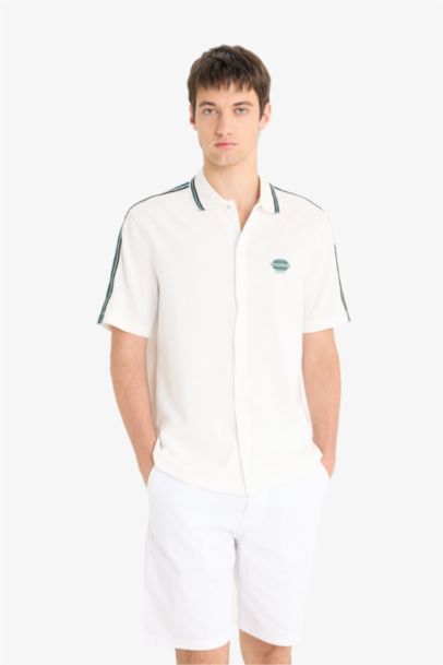 Man Short Sleeve Shirt