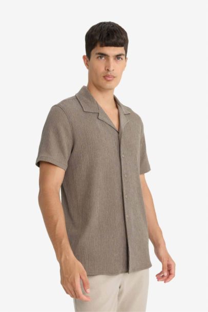 Рубашка с коротким рукавом, текстурированной тканью и воротником поло, Modern Fit