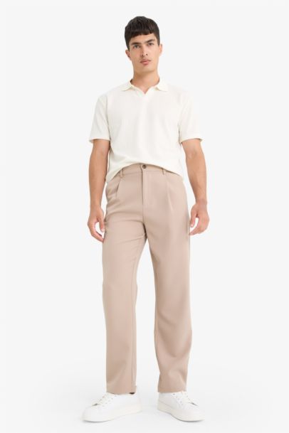 تيشيرت بولو نص كم قصة عادية بيج فاتح