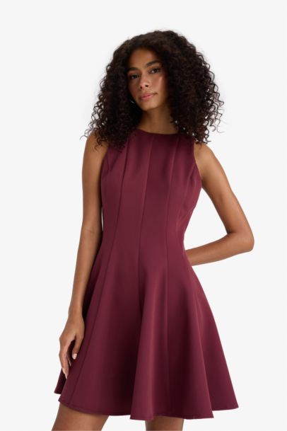 A Cut Crew Neck Sleeveless Dress