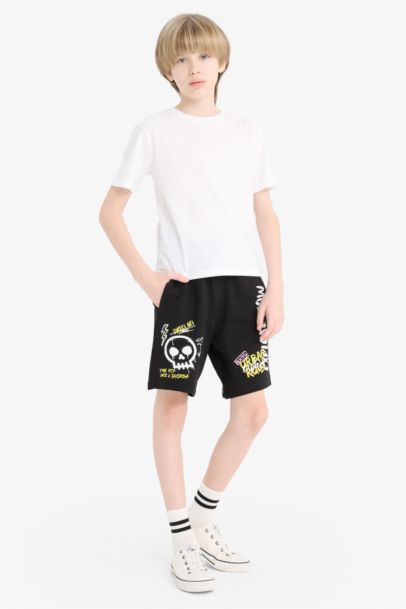 شورت بطبعة شعار قماش رقيق قصة عادية