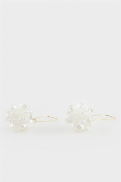 Woman White Floral Dangle Earring