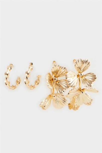 Woman 2 Piece Gold Earrings