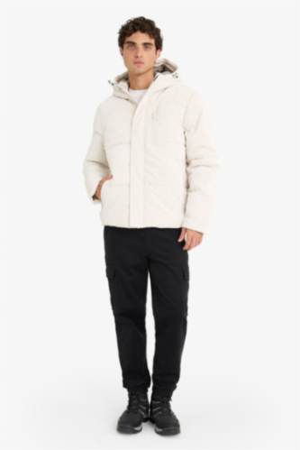 Water Repellent Regular Fit Lined Puffer Jacket