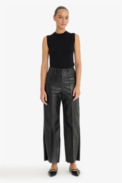 بنطلون ميدي وايد ليج برجل واسع بجيب وخصر عالي